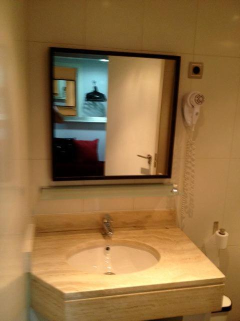 PUERTA DEL SOL Carretas TPH ROOMS Madri Exterior foto